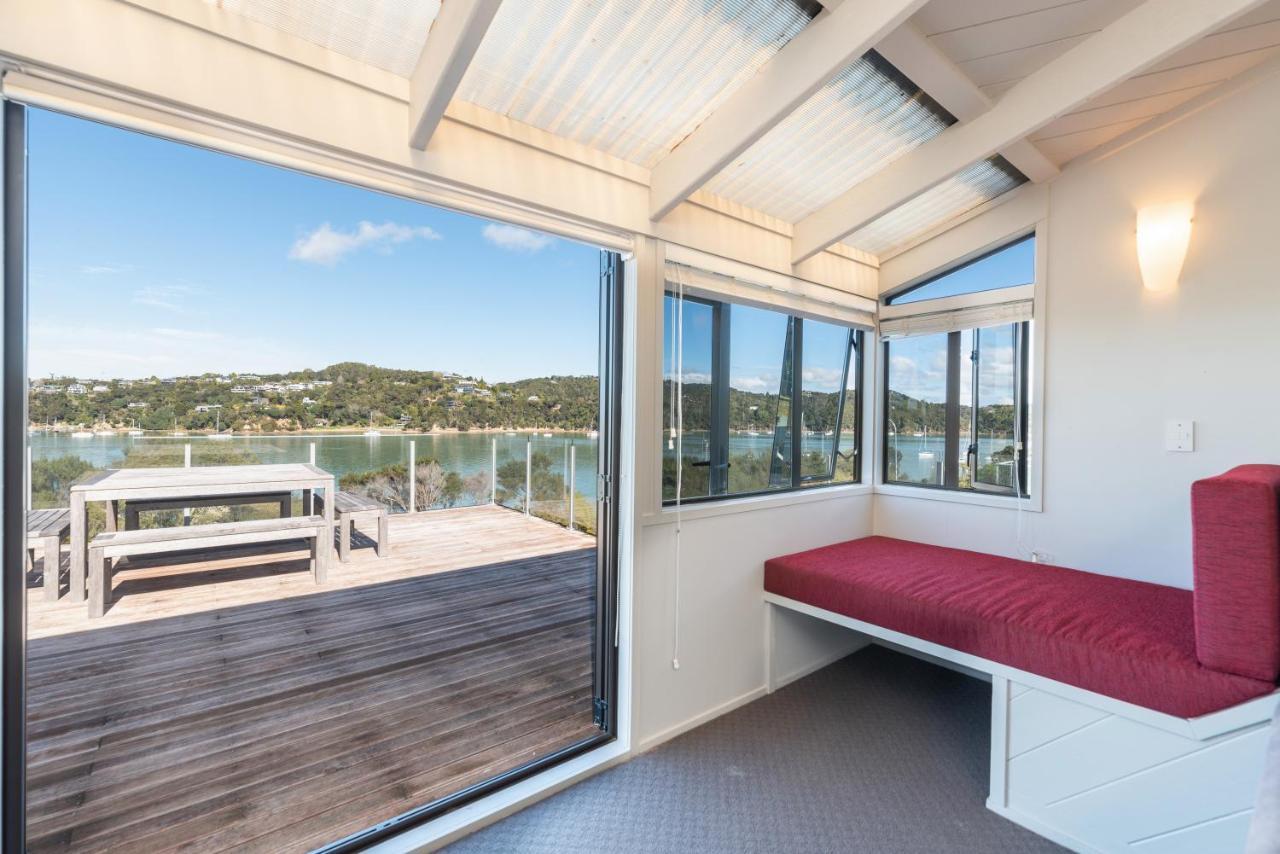 The Tide Watcher - Okiato Holiday Home Opua Buitenkant foto