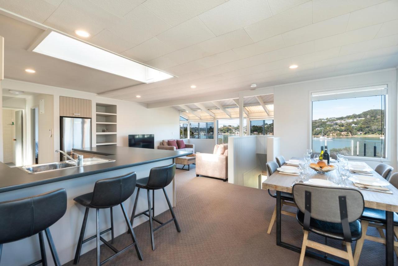 The Tide Watcher - Okiato Holiday Home Opua Buitenkant foto