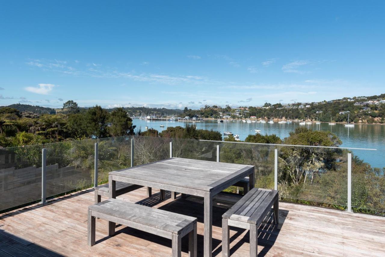 The Tide Watcher - Okiato Holiday Home Opua Buitenkant foto